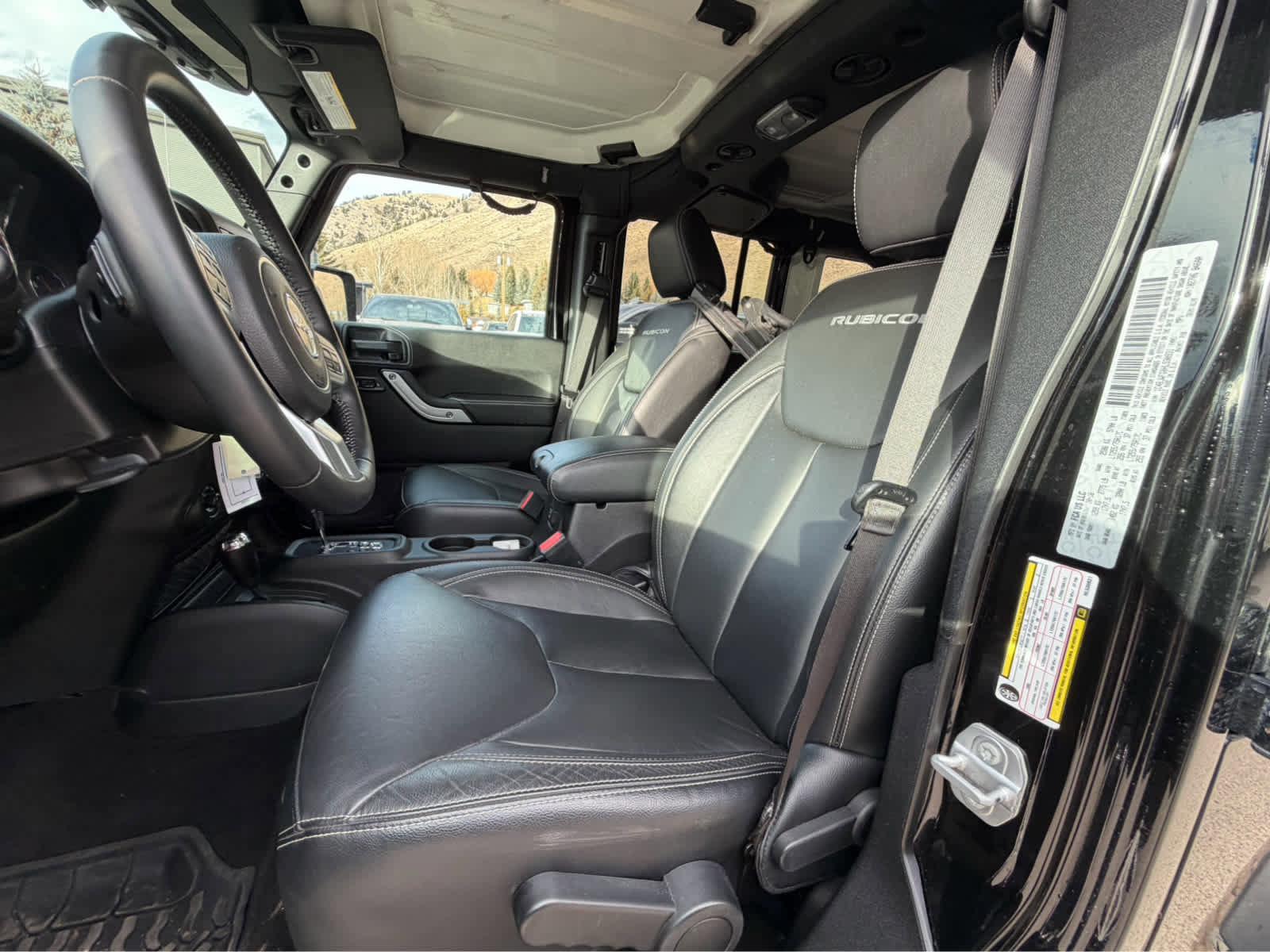 Used 2017 Jeep Wrangler Unlimited Rubicon image 3