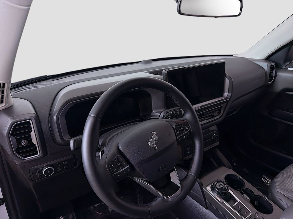 Used 2025 Ford Bronco Sport Badlands image 16