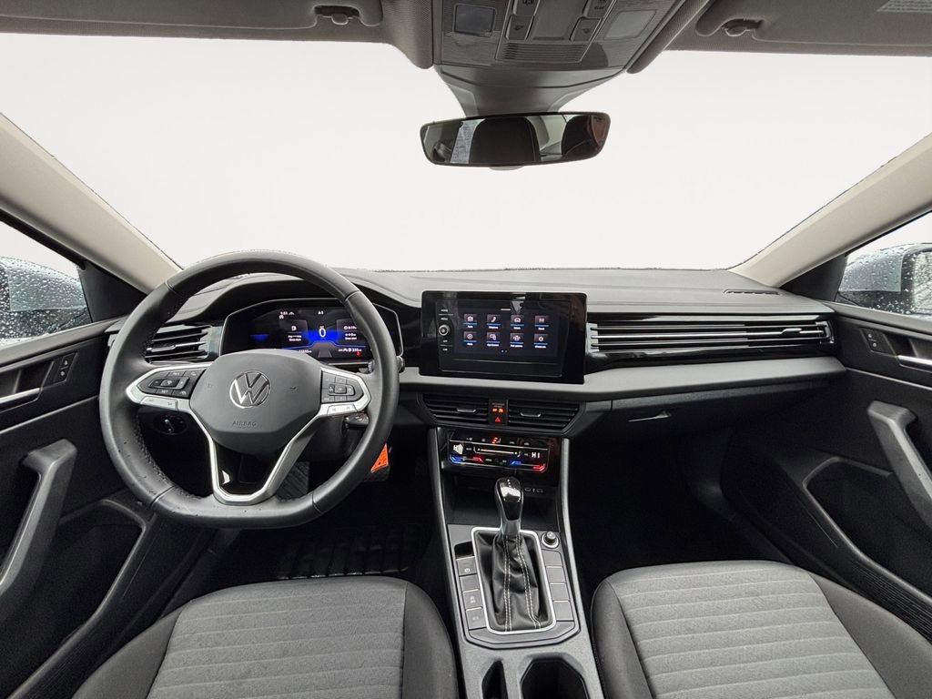 Used 2025 Volkswagen Jetta S image 13