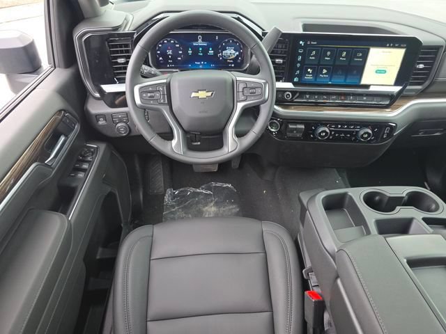 New 2026 Chevrolet Silverado 2500 LT w/ All Star Edition AWD/4WD image 4