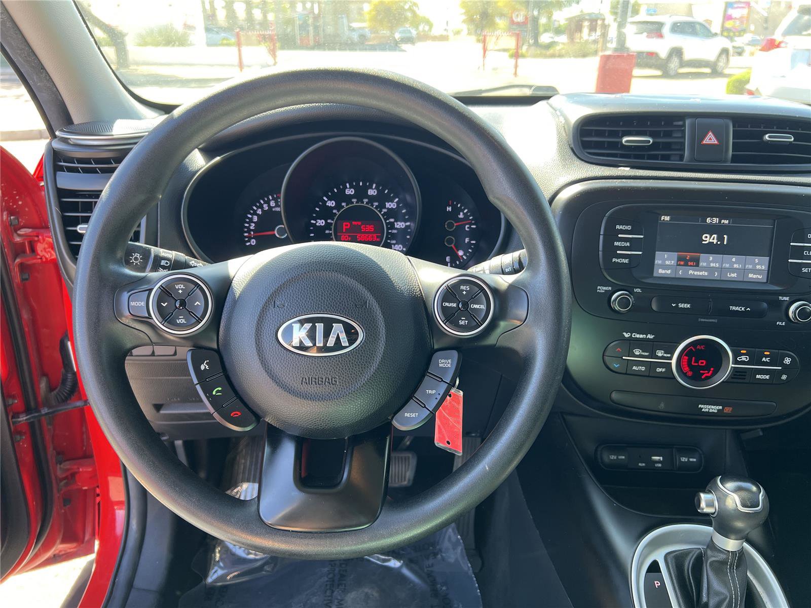 Used 2017 Kia Soul + FWD image 12