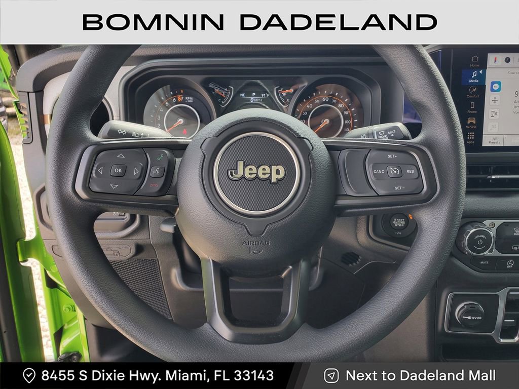 Used 2025 Jeep Gladiator Sport image 16
