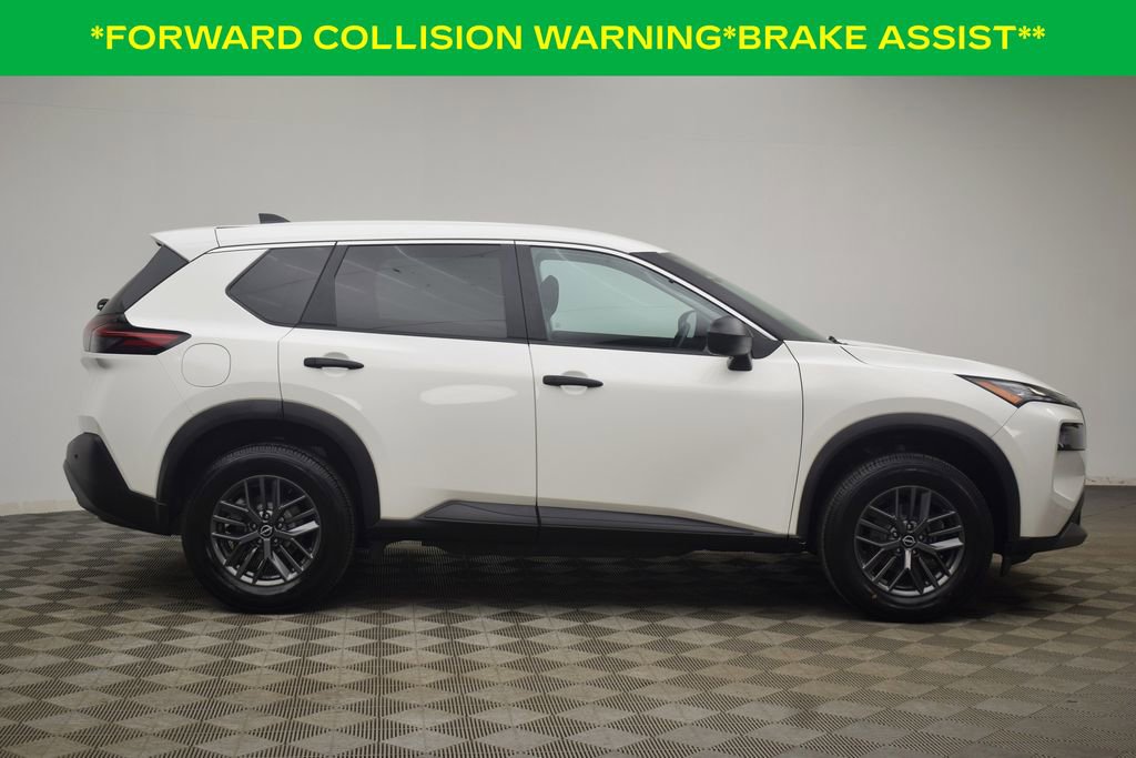 Used 2022 Nissan Rogue S image 15