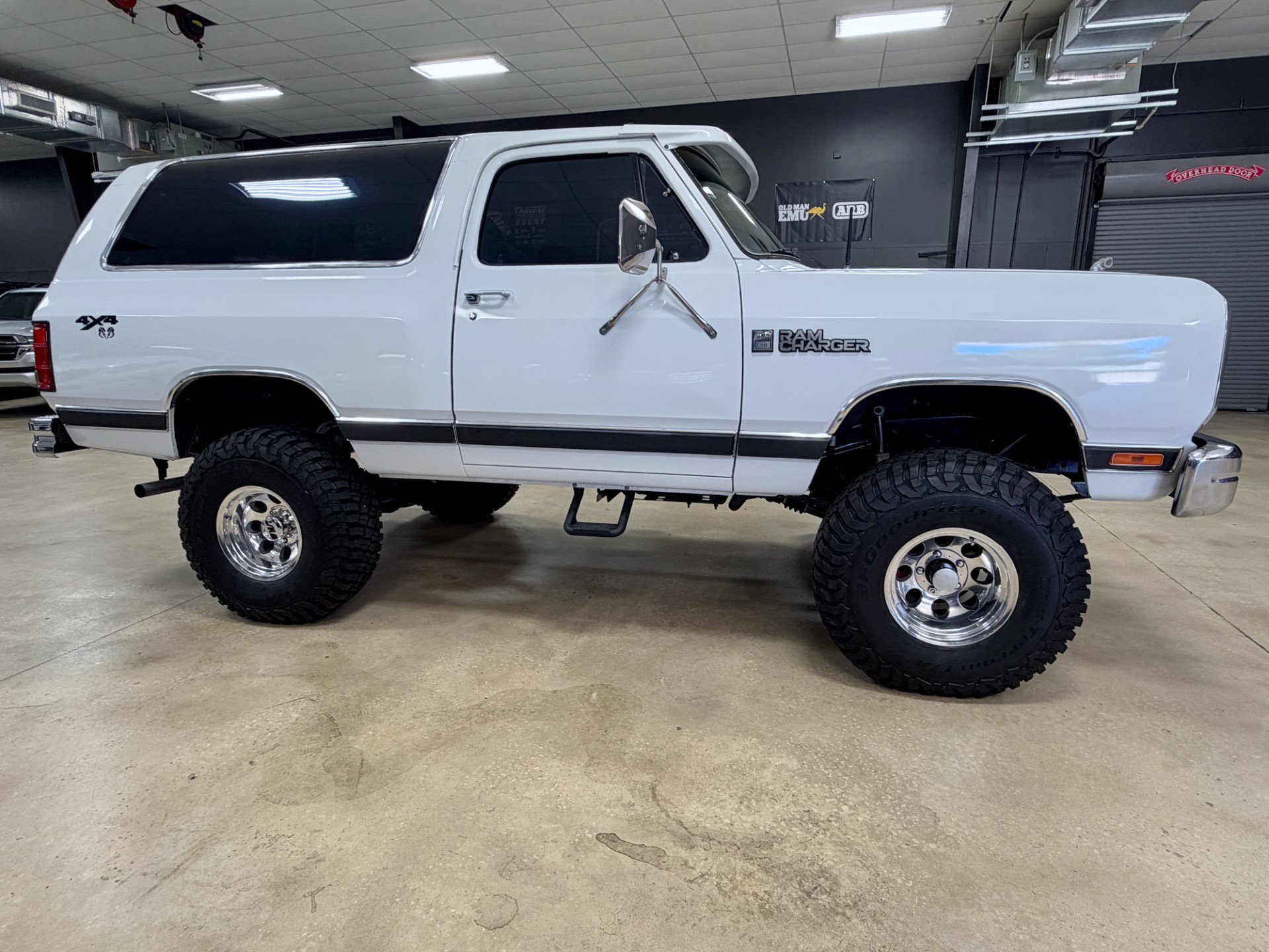 Used 1987 Dodge Ramcharger 4WD image 7