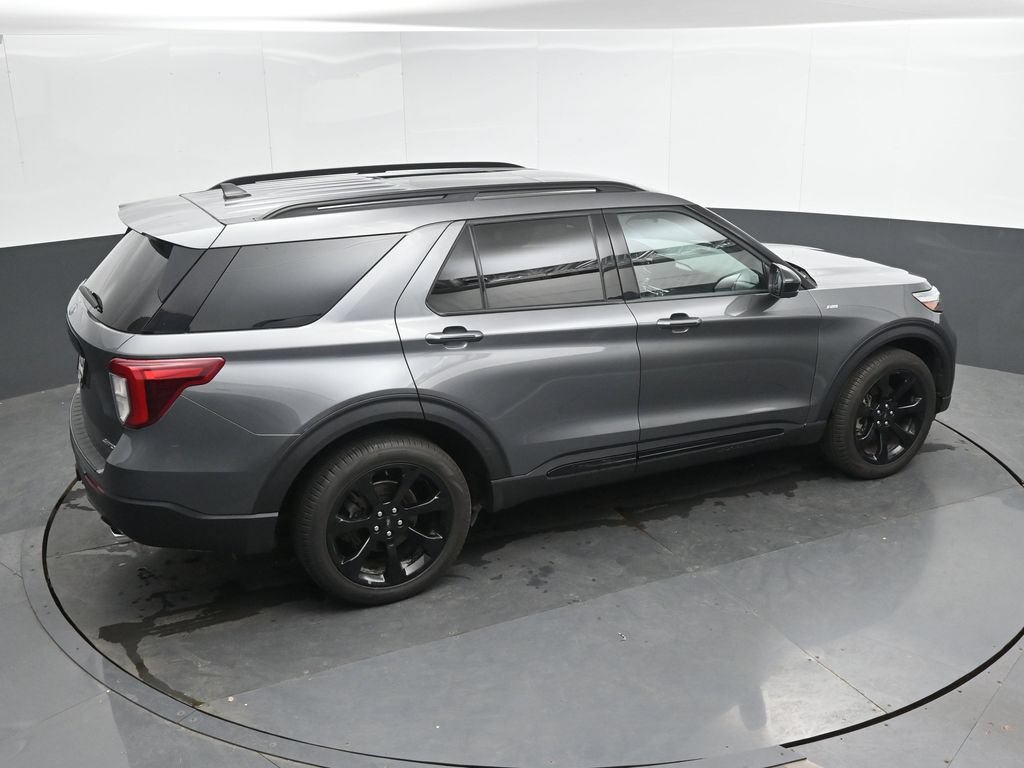 Used 2023 Ford Explorer ST-Line w/ Class IV Trailer Tow Package AWD/4WD image 32