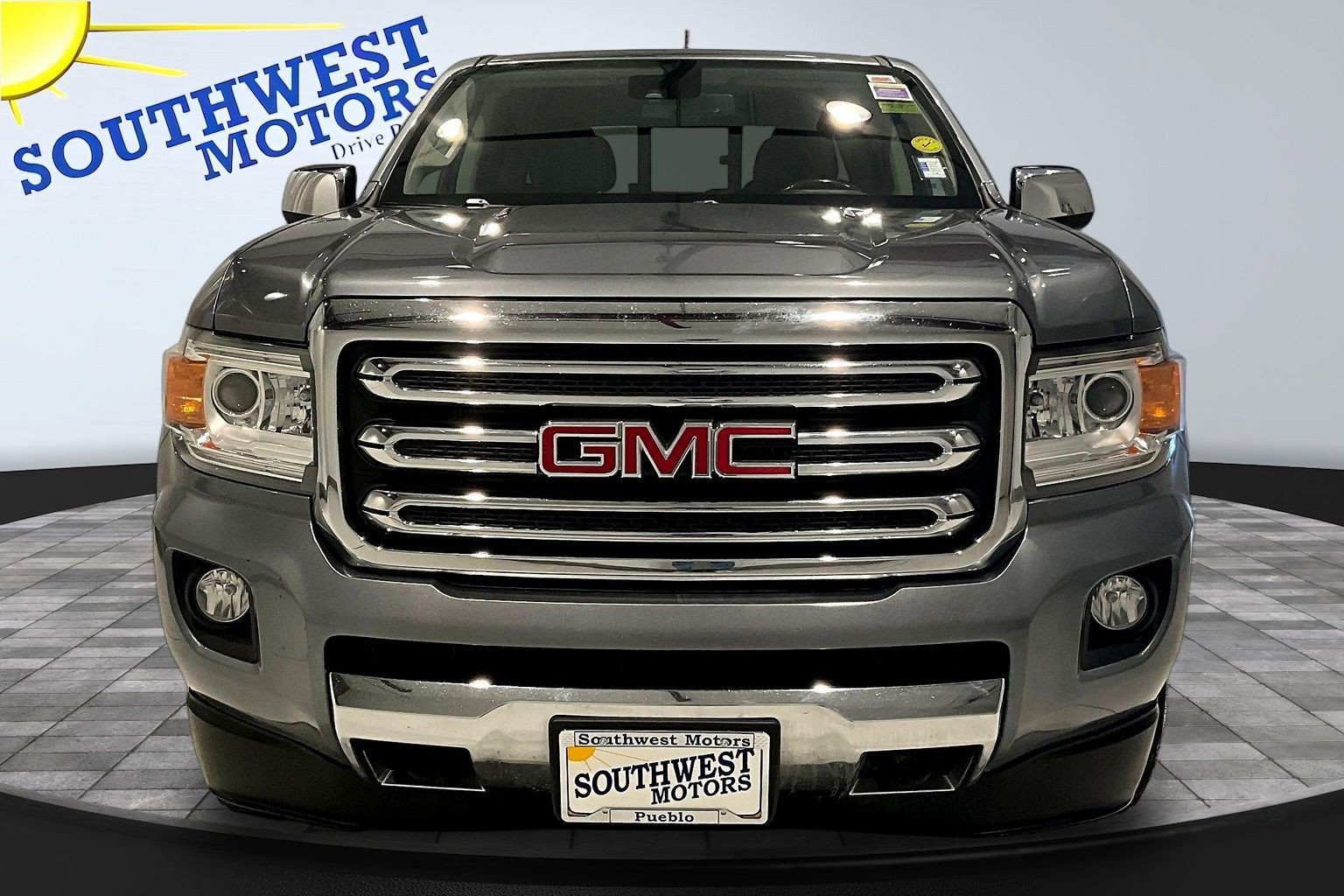 Used 2018 GMC Canyon SLT w/ Driver Alert Package AWD/4WD image 2