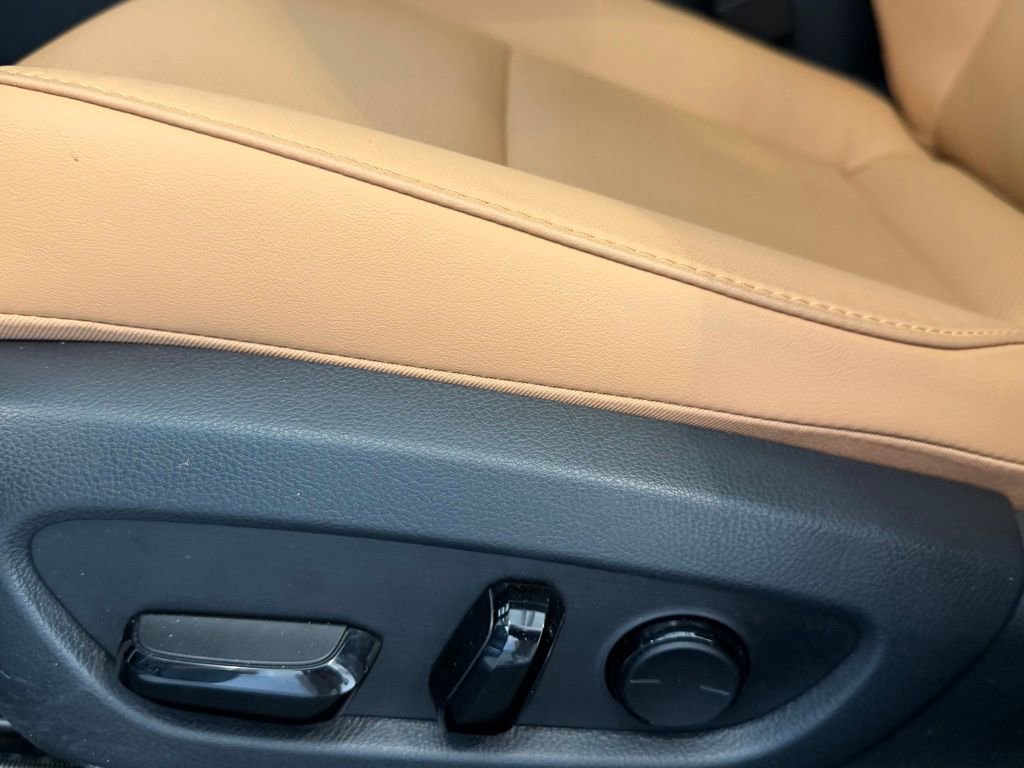 Used 2025 Lexus UX 300h AWD w/ Cold Area Package image 13