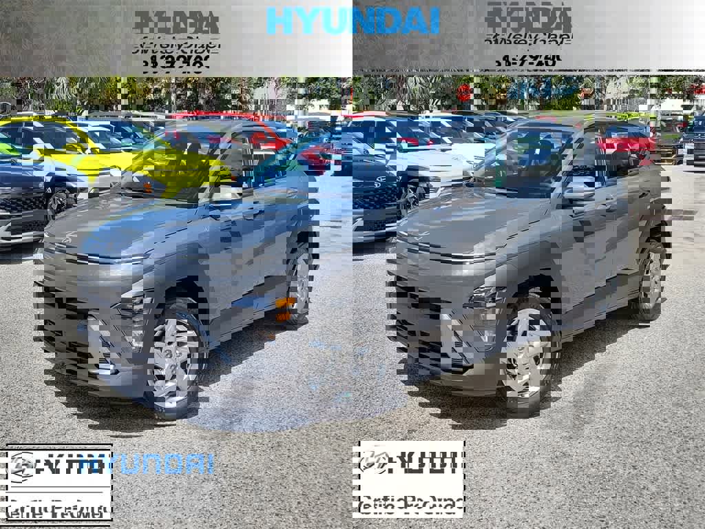 Used 2025 Hyundai Kona SE