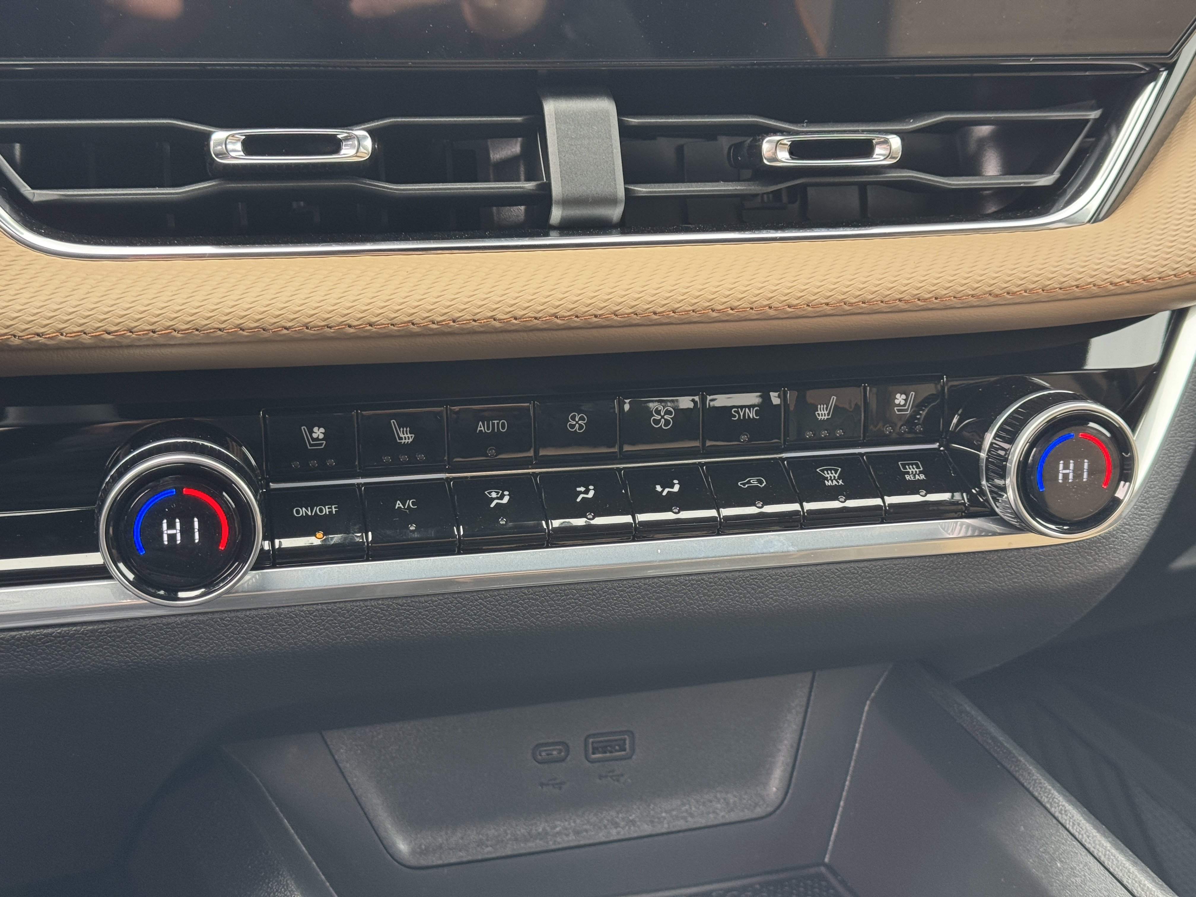 New 2026 Chevrolet Equinox ACTIV w/ Convenience Package III image 29