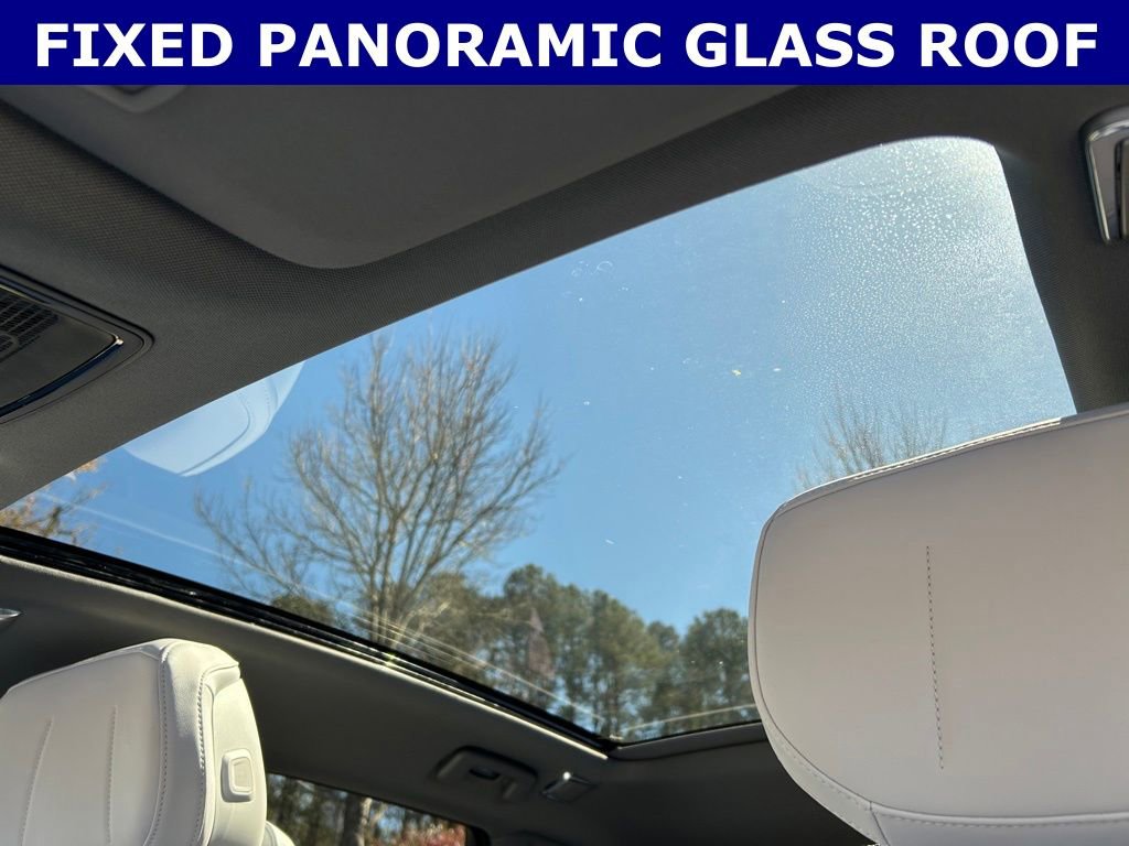 Used 2025 Cadillac Optiq Luxury 1 AWD/4WD image 2