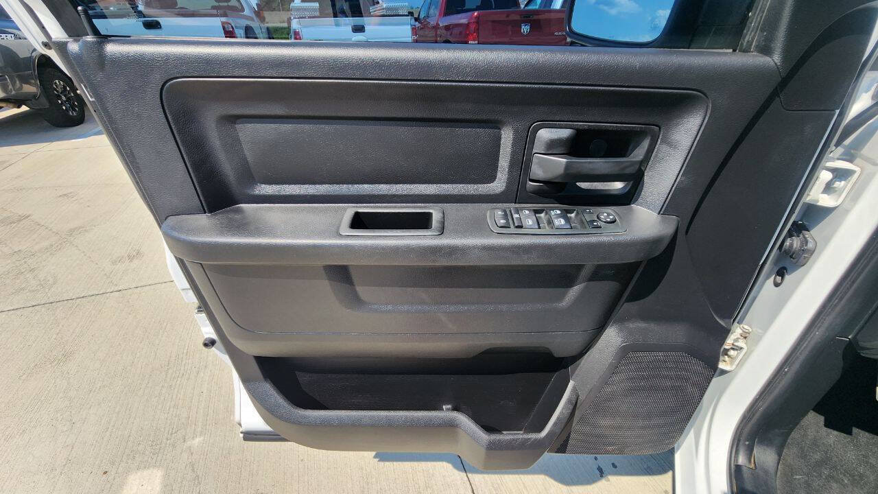 Used 2014 RAM 1500 Express AWD/4WD image 11
