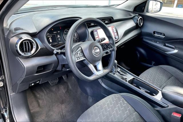 Used 2024 Nissan Kicks SV image 14