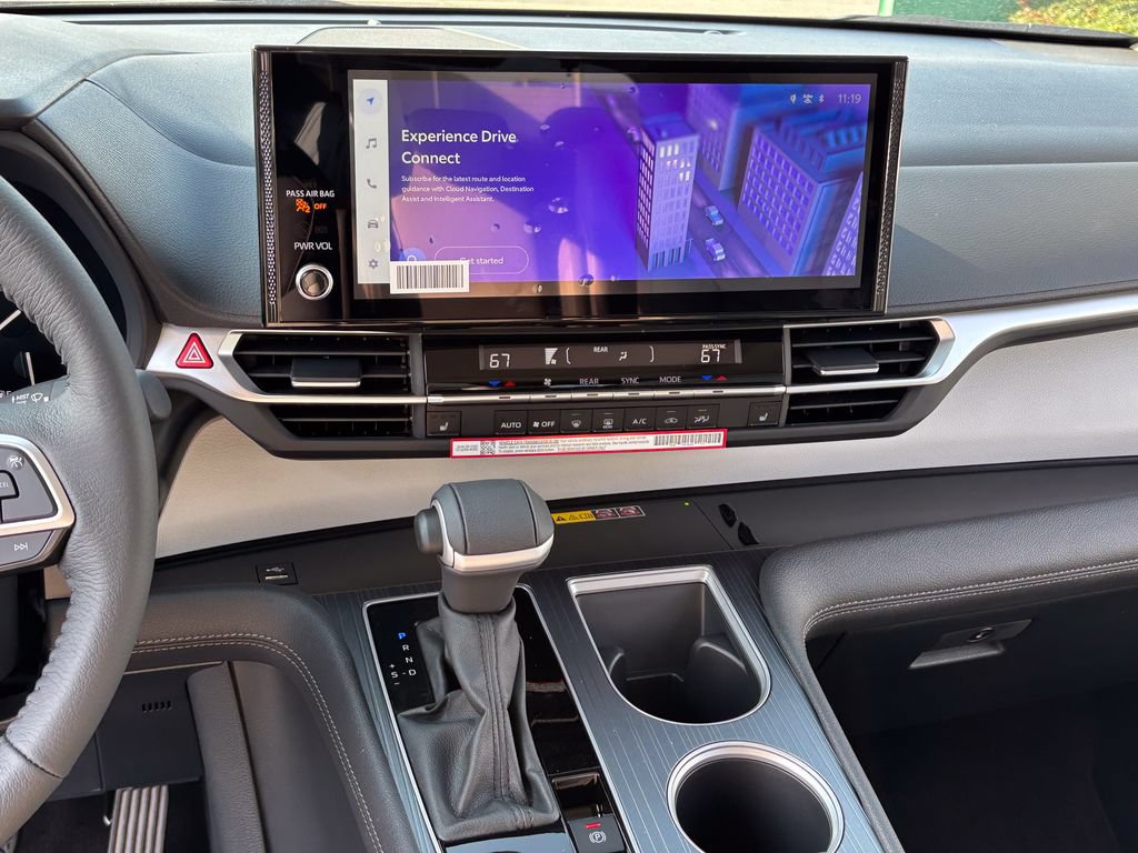 New 2026 Toyota Sienna XLE FWD image 19