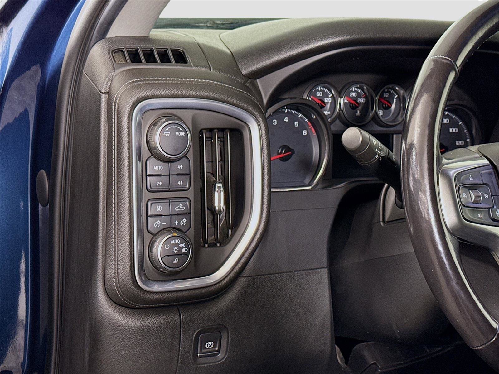 Used 2020 Chevrolet Silverado 1500 RST w/ All-Star Edition image 4