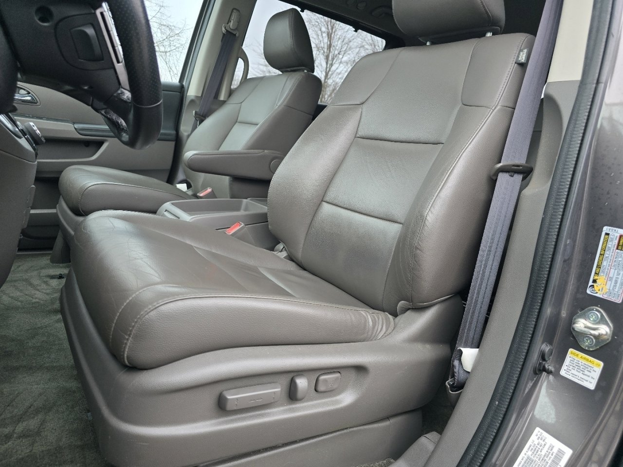 Used 2015 Honda Odyssey Touring Elite image 29