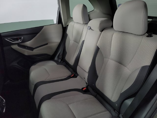 Used 2019 Subaru Forester Premium w/ All-Weather Package AWD/4WD image 18