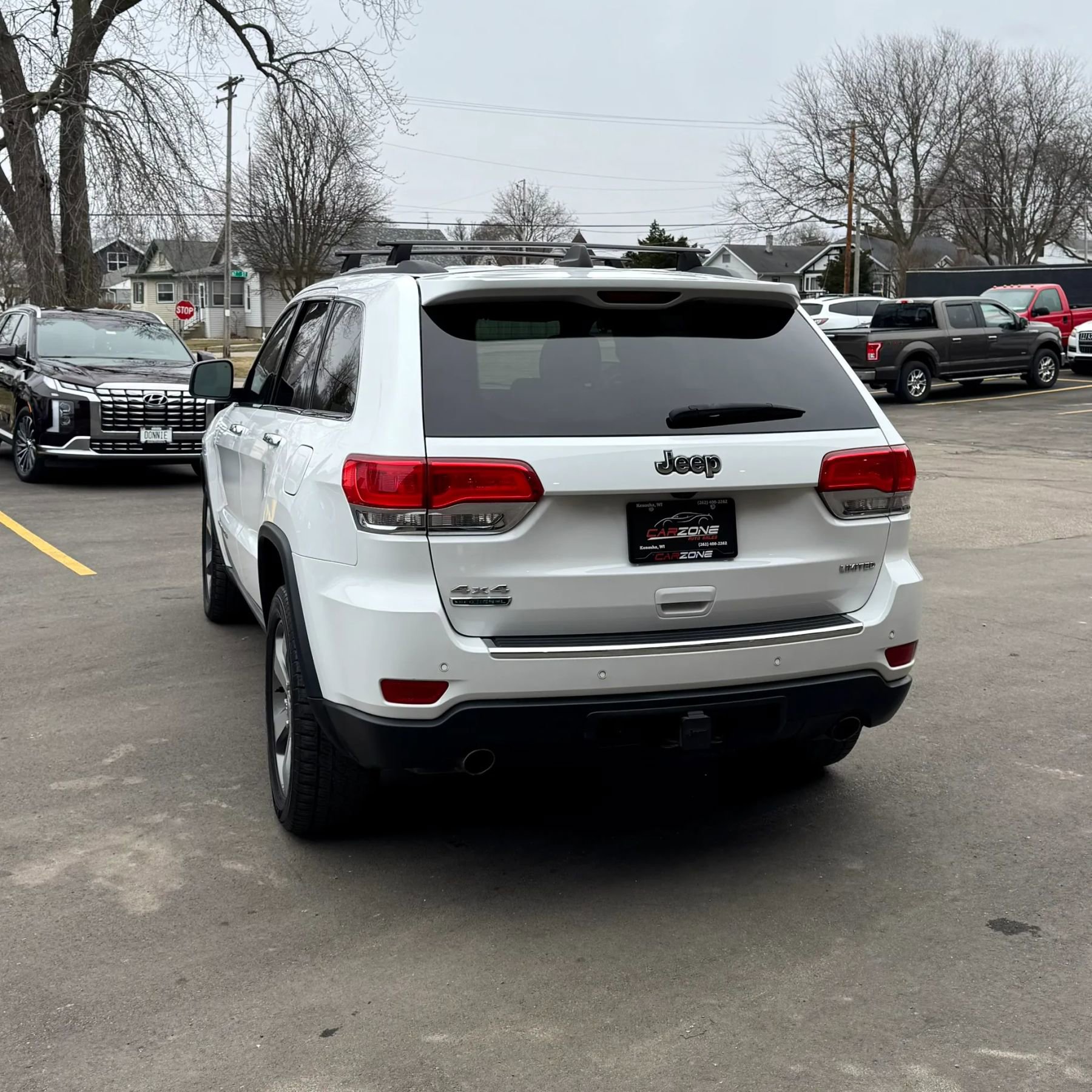 Used 2014 Jeep Grand Cherokee Limited w/ Luxury Group II image 10