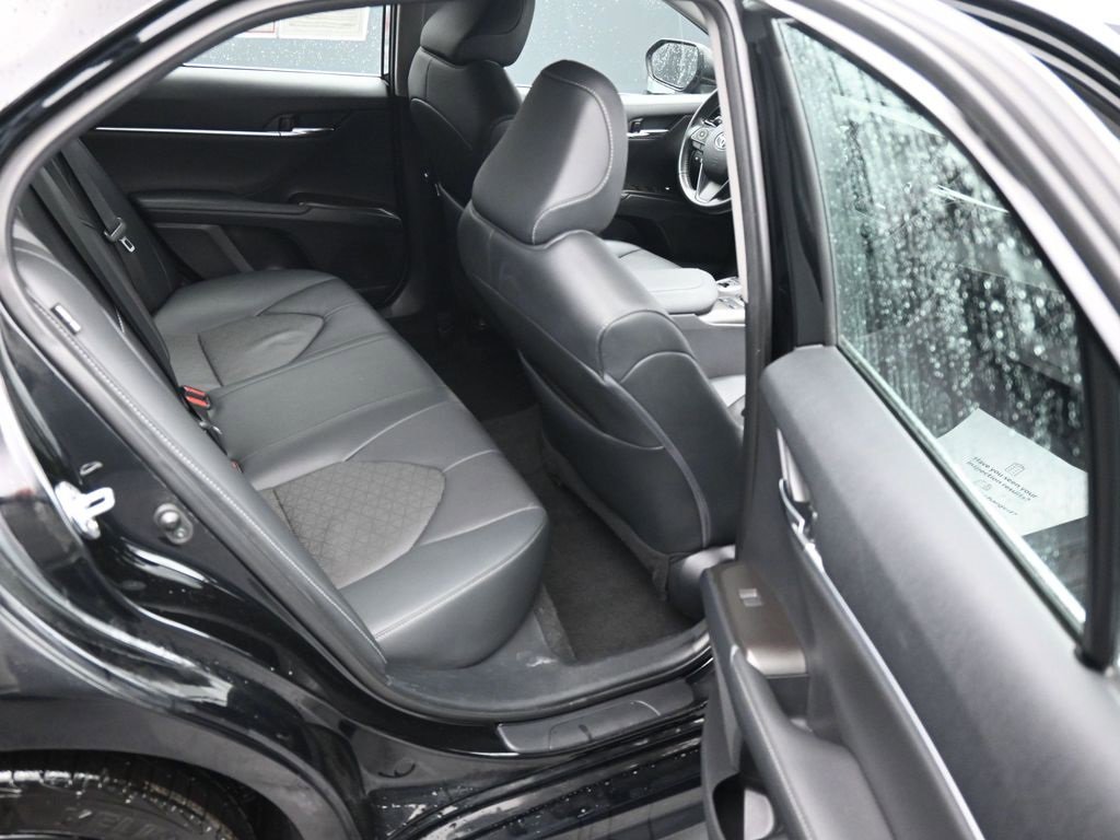 Used 2023 Toyota Camry XSE image 16