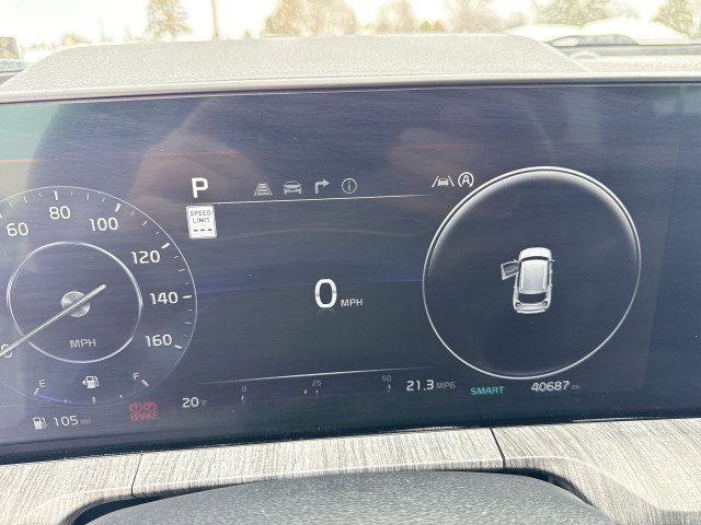 Used 2024 Kia Telluride SX w/ Towing Package image 10