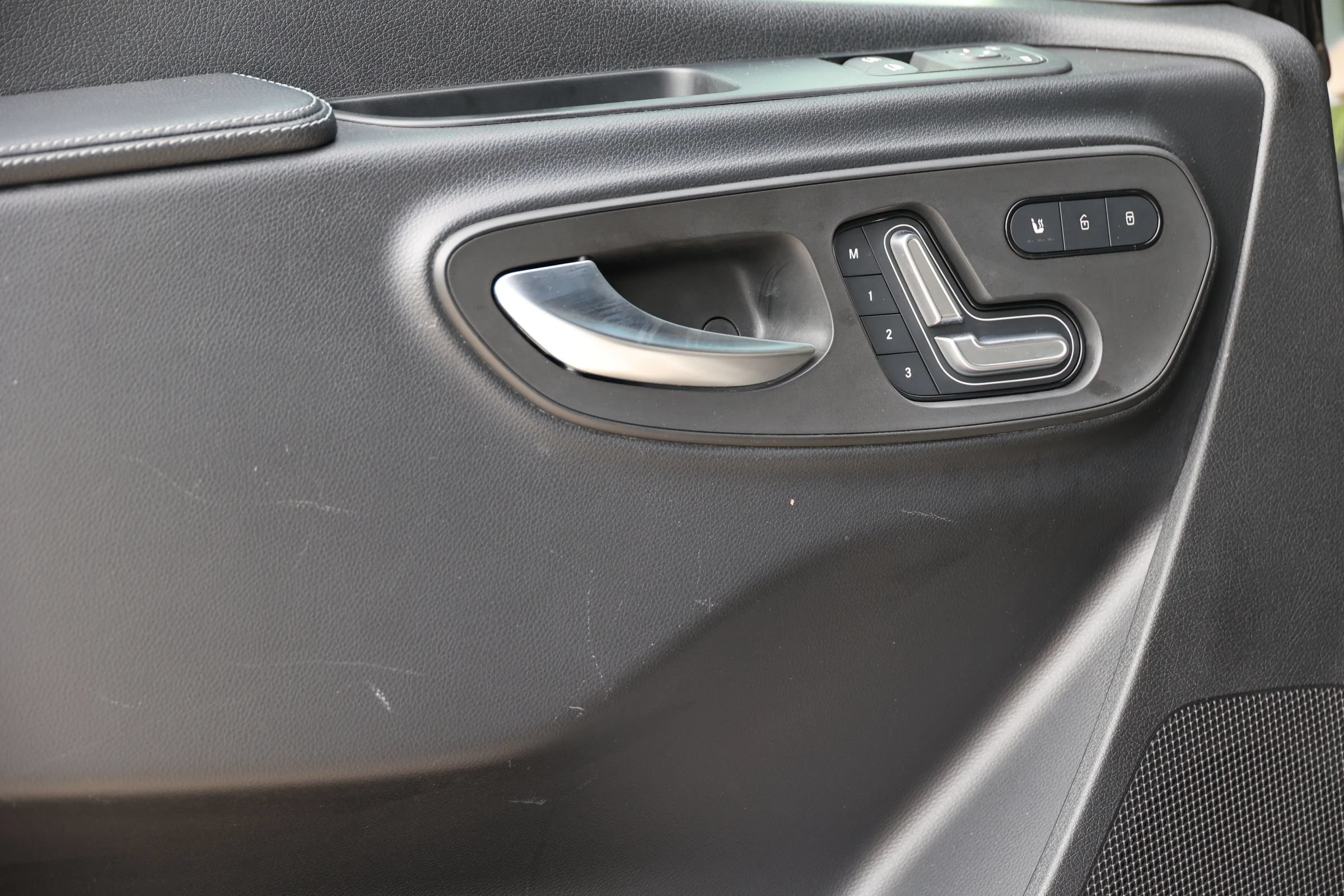 Used 2021 Mercedes-Benz Sprinter 3500 image 13
