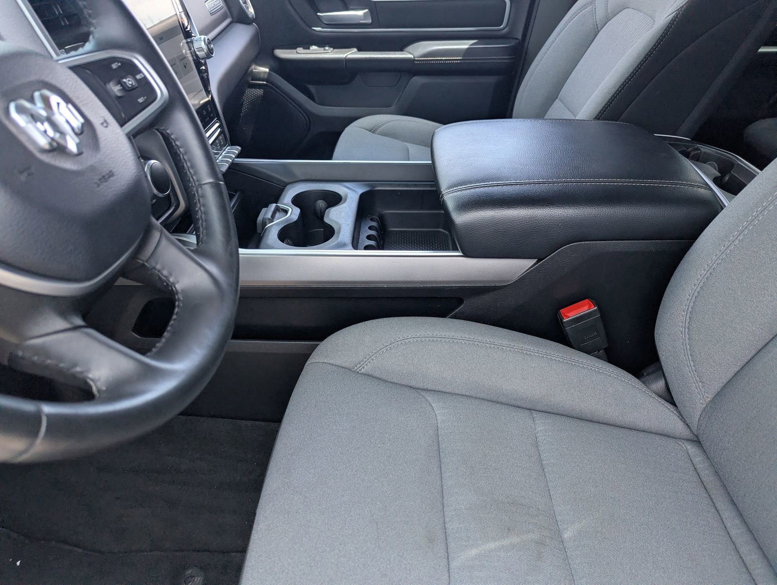 Used 2023 RAM 1500 Big Horn AWD/4WD image 18