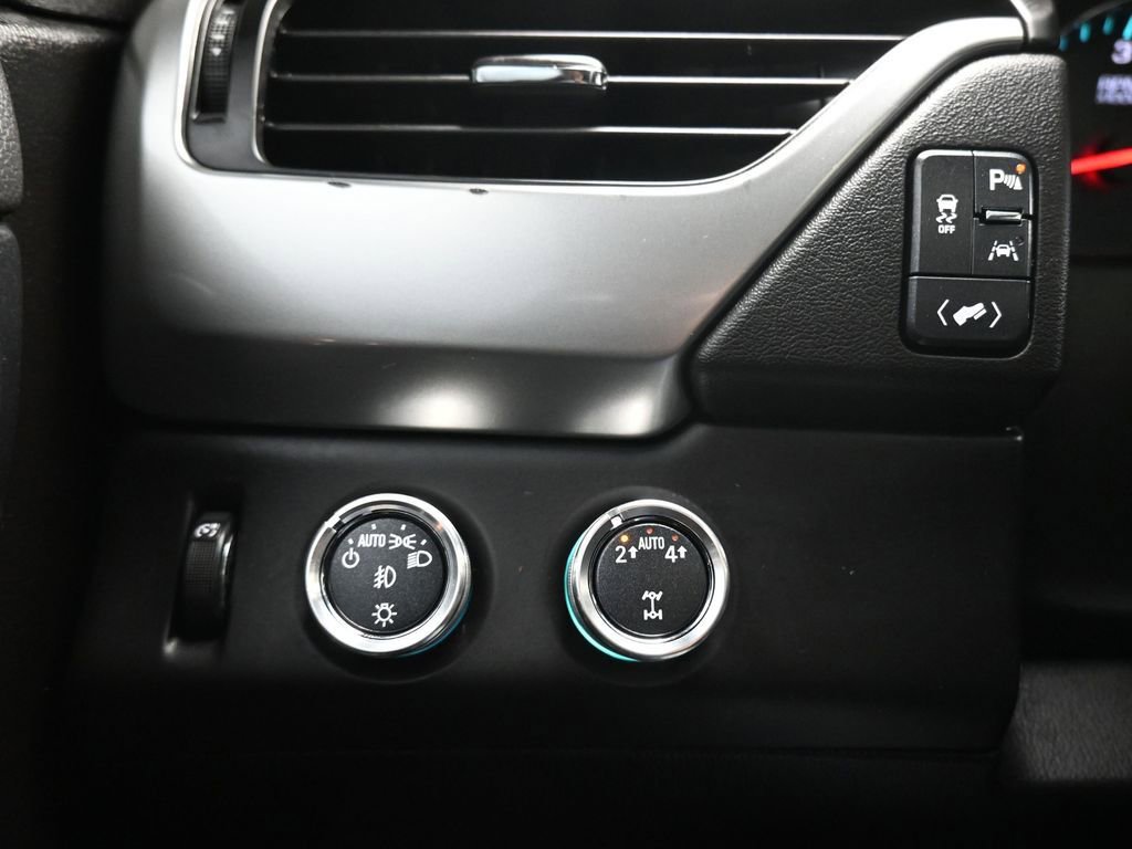 Used 2020 Chevrolet Tahoe LT image 28