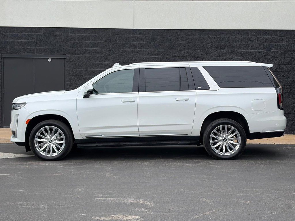 Certified 2023 Cadillac Escalade ESV Premium Luxury image 5