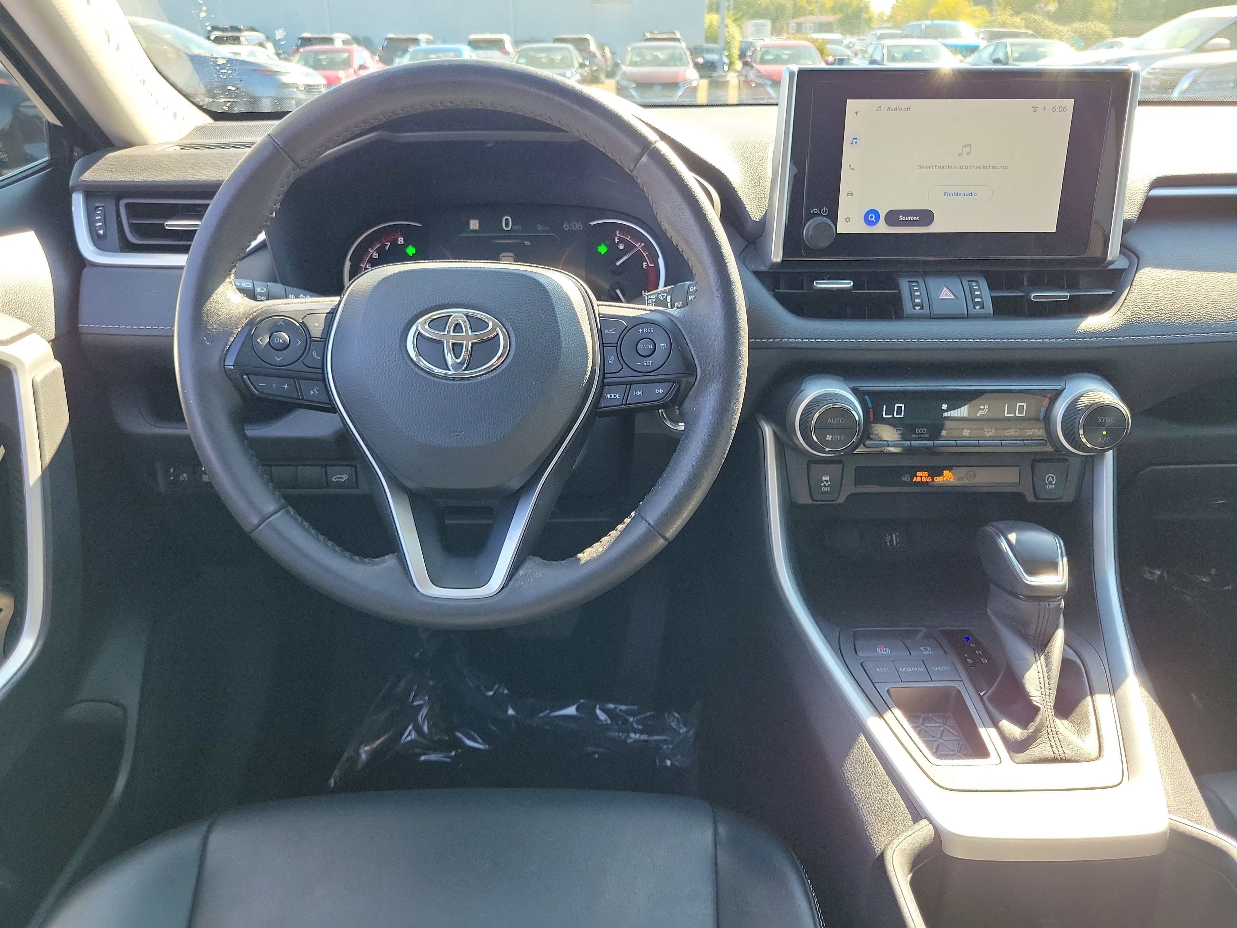 Used 2023 Toyota RAV4 XLE Premium FWD image 10