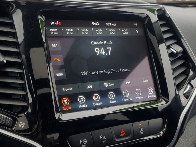 Used 2021 Jeep Cherokee Limited image 25