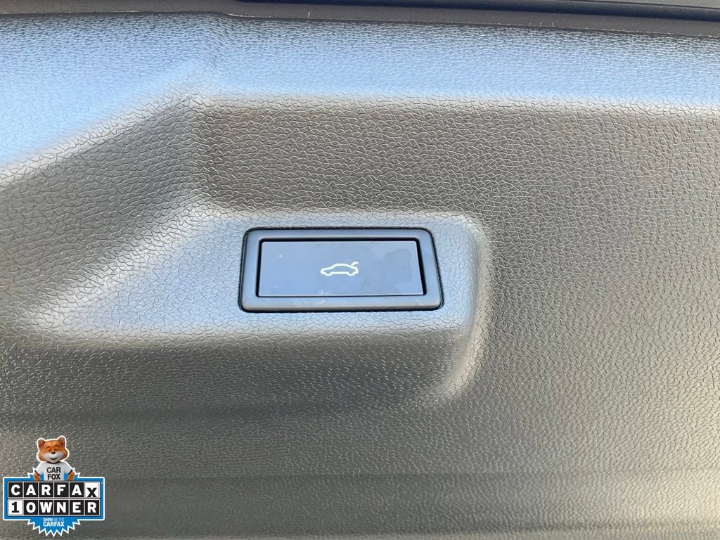 Used 2025 Volkswagen ID. Buzz 1st Edition AWD/4WD image 11