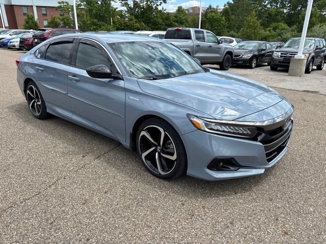 Used 2022 Honda Accord Sport image 2