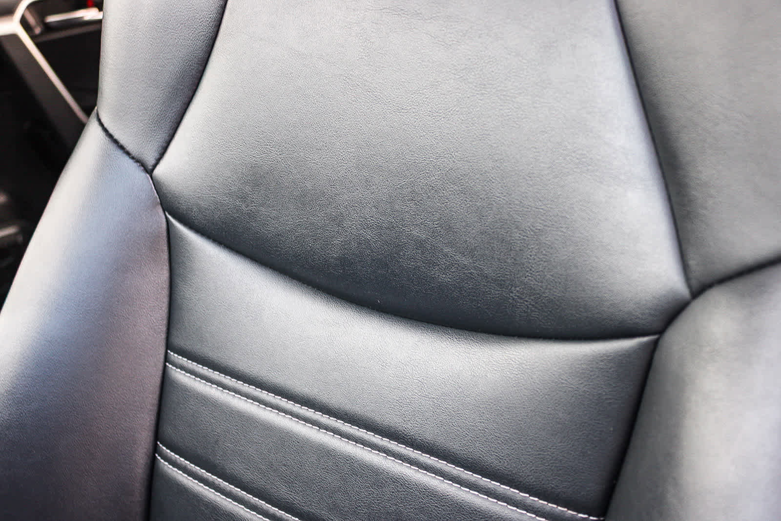 Used 2024 Toyota RAV4 XLE Premium image 24