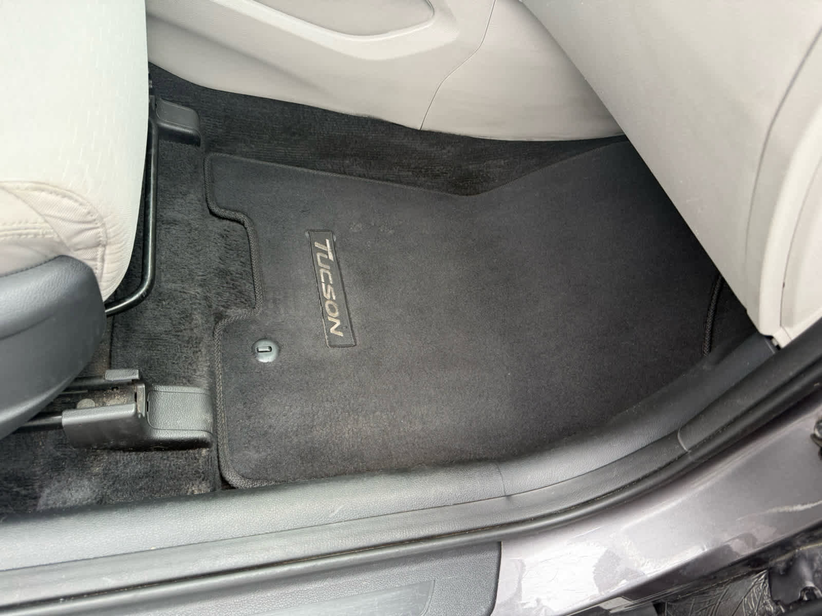 Used 2021 Hyundai Tucson SE image 9