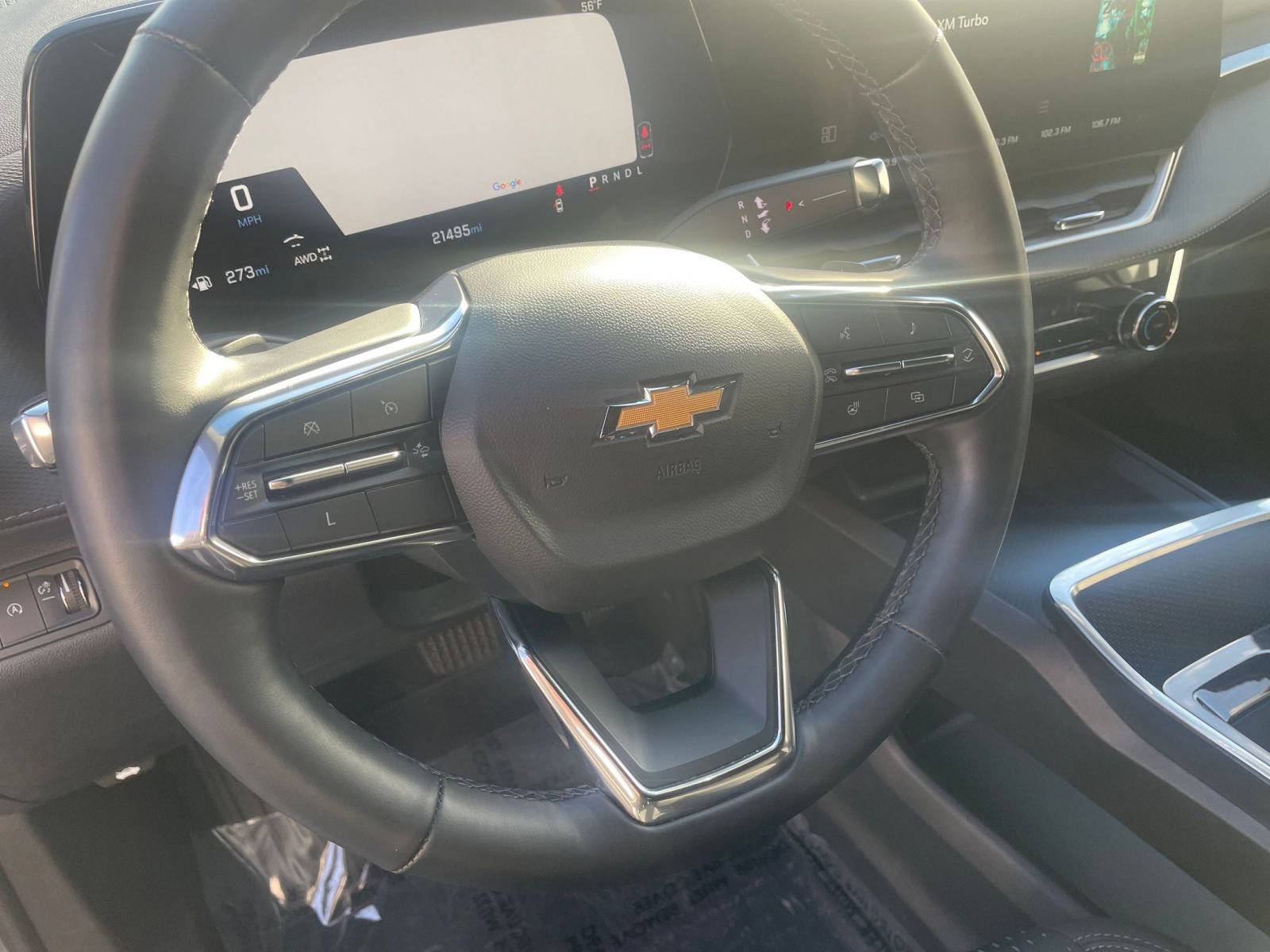 Used 2025 Chevrolet Equinox LT image 27