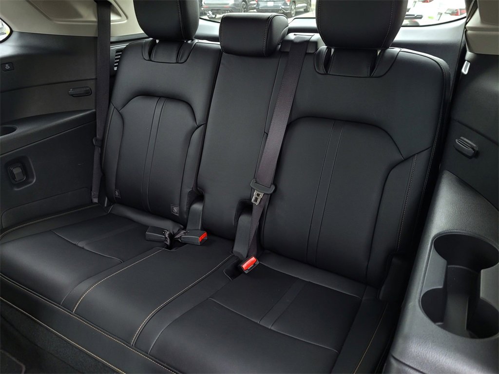 Used 2025 MAZDA CX-90 Plug-In Hybrid w/Premium Sport image 14