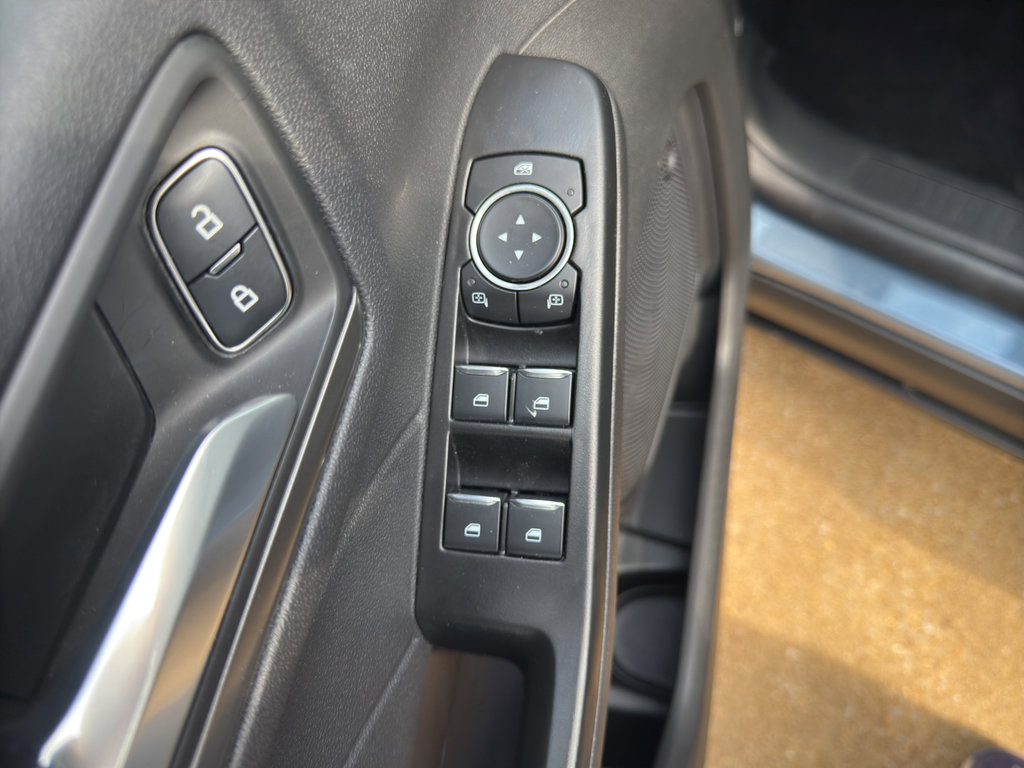 New 2025 Ford Escape SE image 13