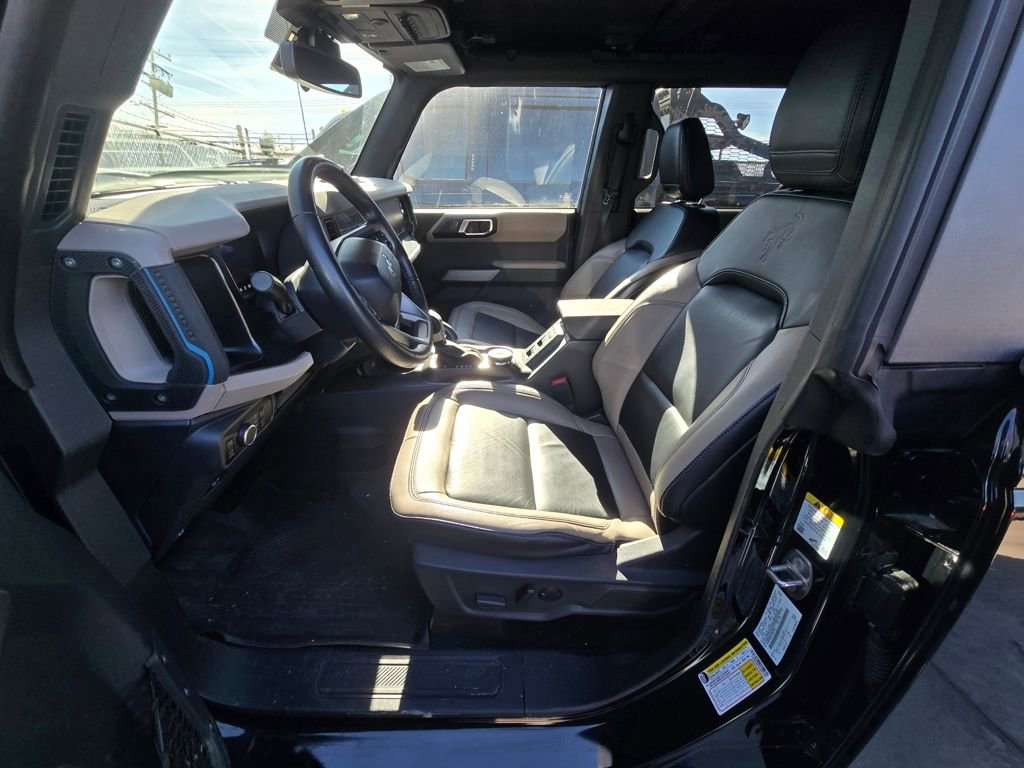 Used 2023 Ford Bronco Wildtrak image 9