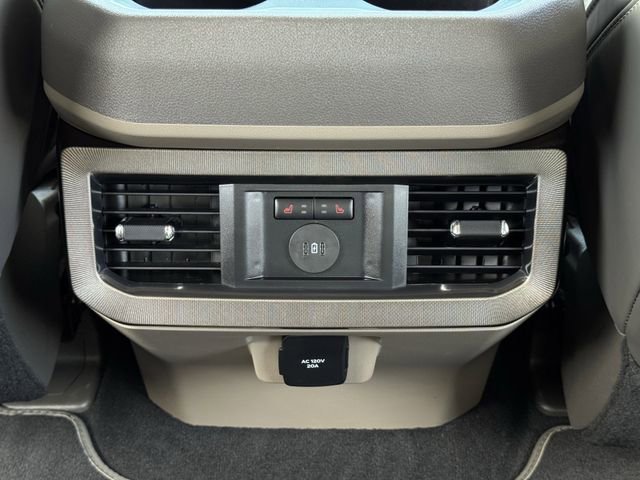 Used 2025 Ford F350 Platinum w/ Platinum Plus Package AWD/4WD image 33
