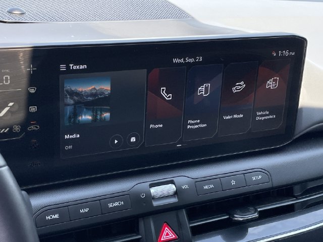 Used 2025 Kia K4 EX FWD image 16