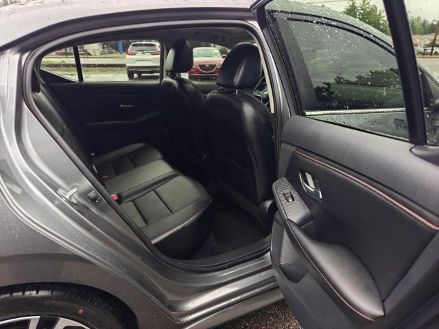 Used 2022 Nissan Sentra SR w/ SR Premium Package FWD image 32