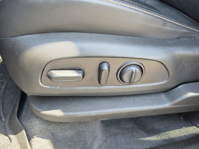 Used 2021 Chevrolet Traverse Premier image 23