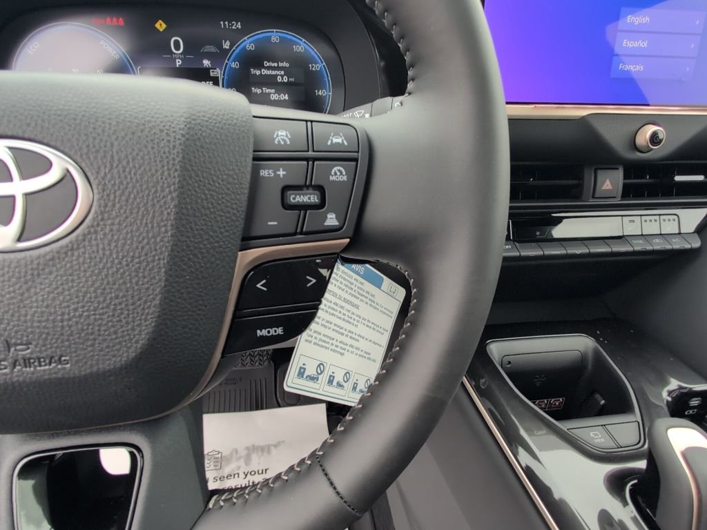 Certified 2025 Toyota Crown Signia w/ Advanced Technology Package image 25