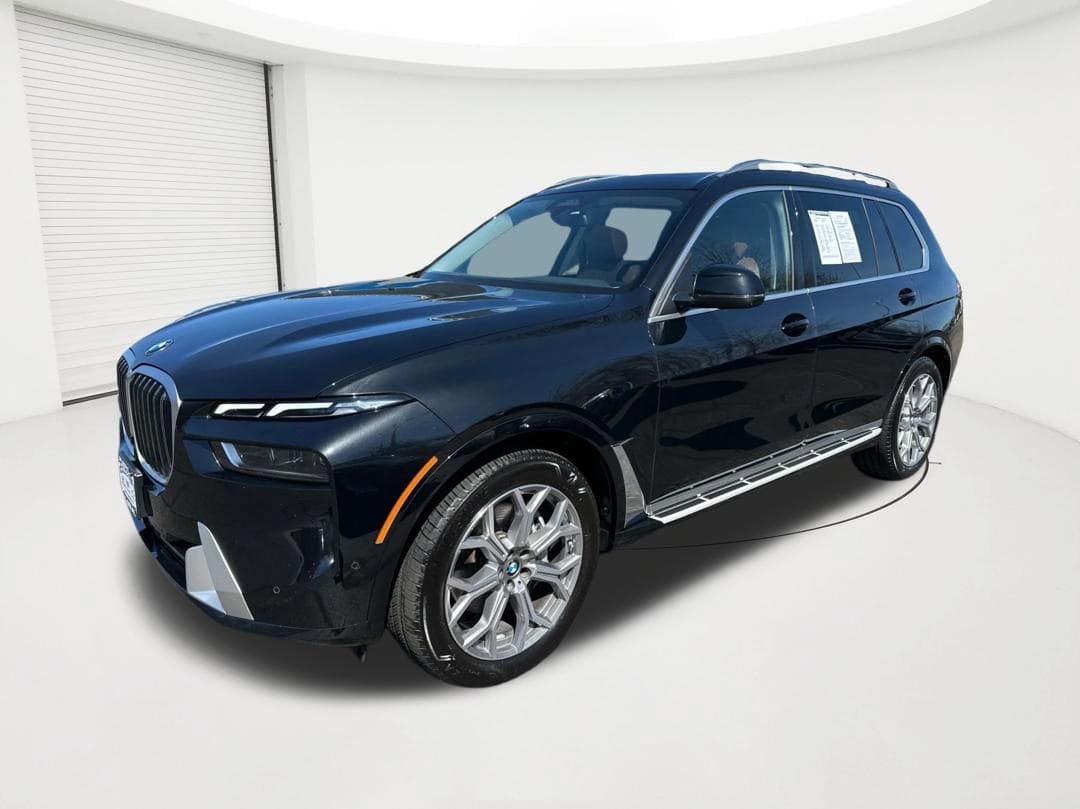 Used 2026 BMW X7 xDrive40i AWD/4WD image 1