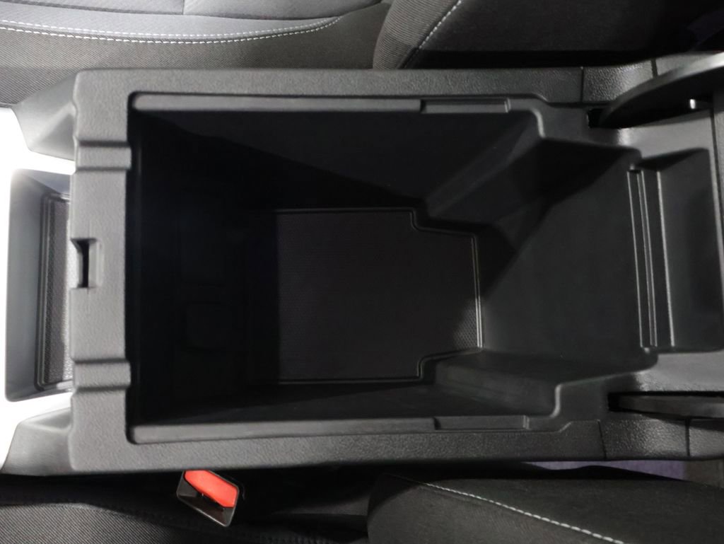 Used 2025 Chevrolet Blazer LT image 35