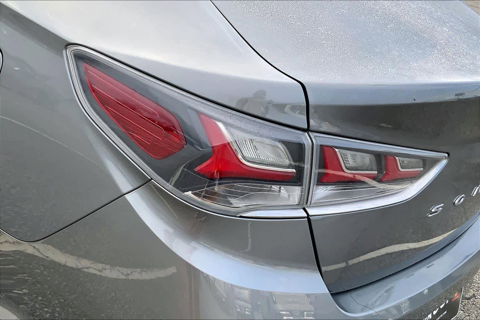 Used 2018 Hyundai Sonata SE FWD image 27