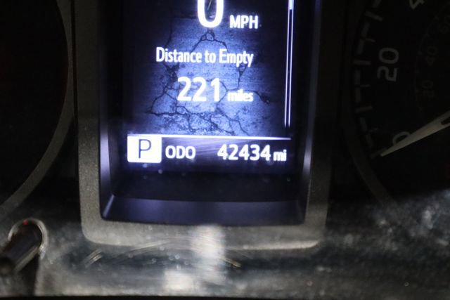 Used 2023 Toyota Tacoma TRD Sport w/ Advanced Technology Package image 37