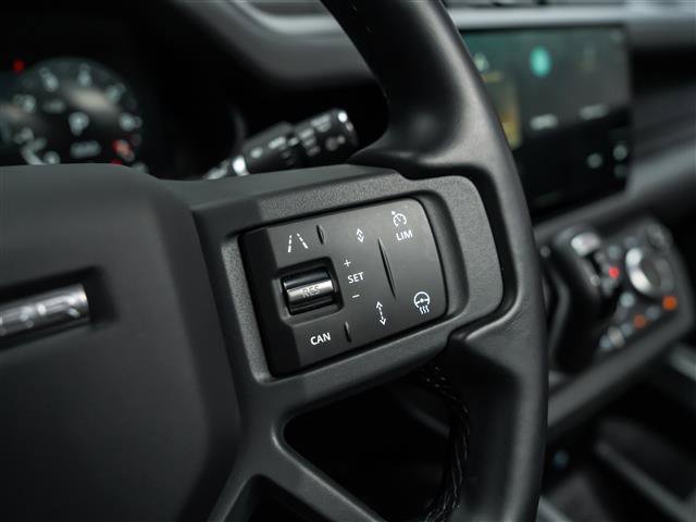 Used 2025 Land Rover Defender 110 S image 22