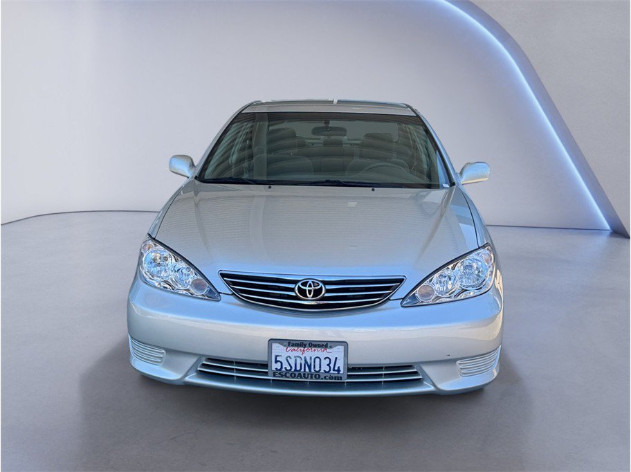 Used 2006 Toyota Camry LE FWD image 2