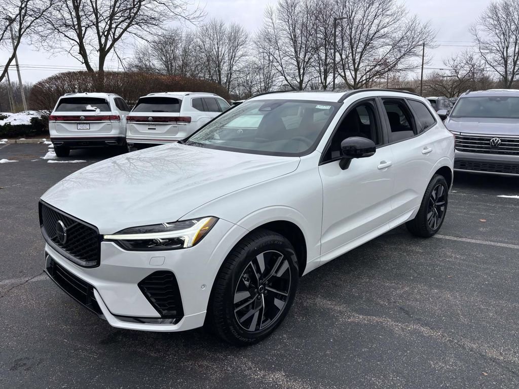 New 2026 Volvo XC60 B5 Plus w/ Protection Package Premier image 3