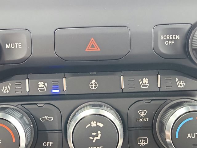 Used 2022 RAM 1500 Laramie RWD image 32